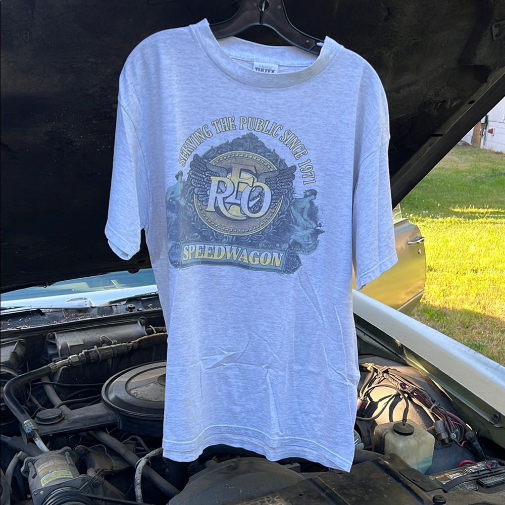 Tultex Light Gray REO Speedwagon official merch tee size XL